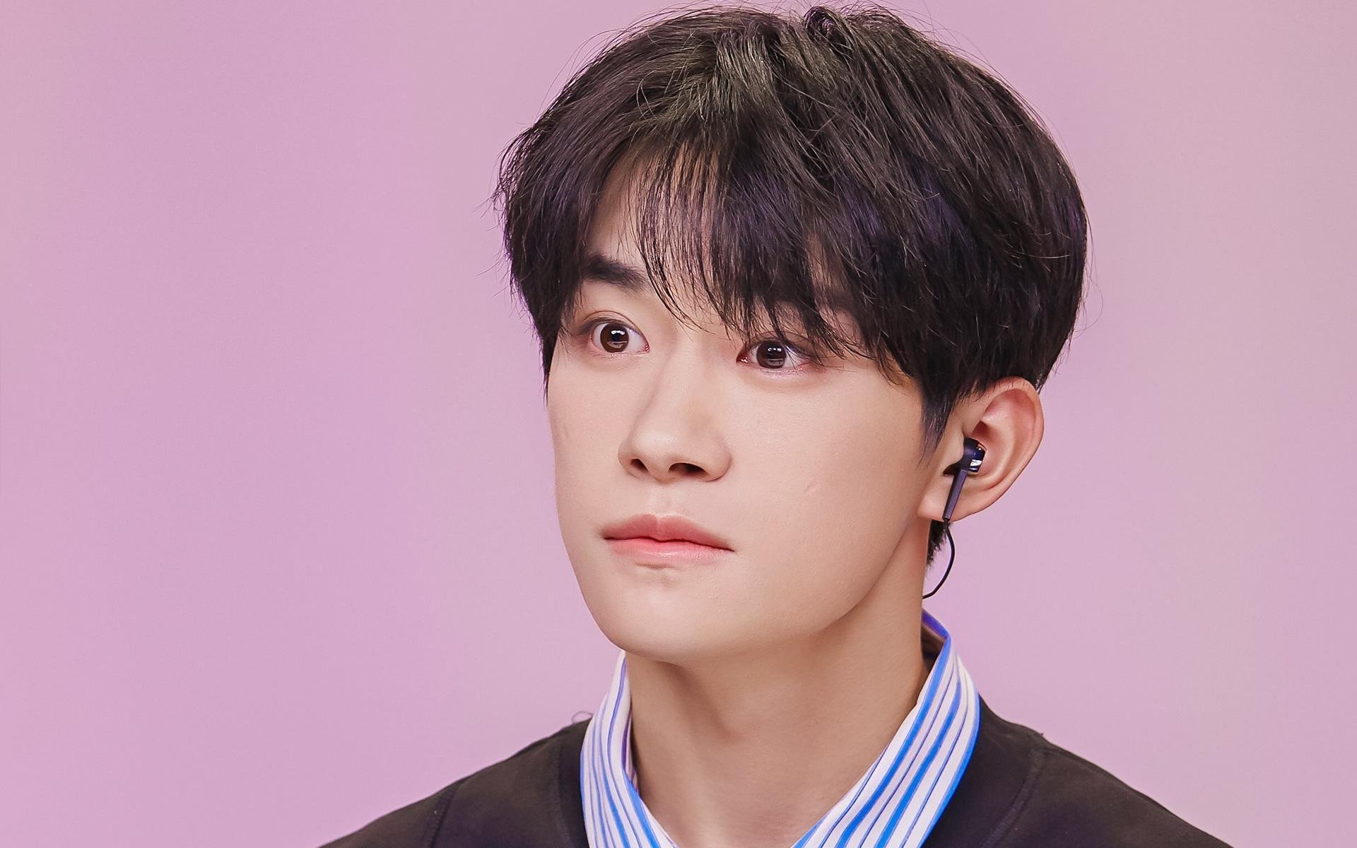 “西甲明星联袂上演精彩大戏:攻防战精彩纷呈”,西甲著名球员