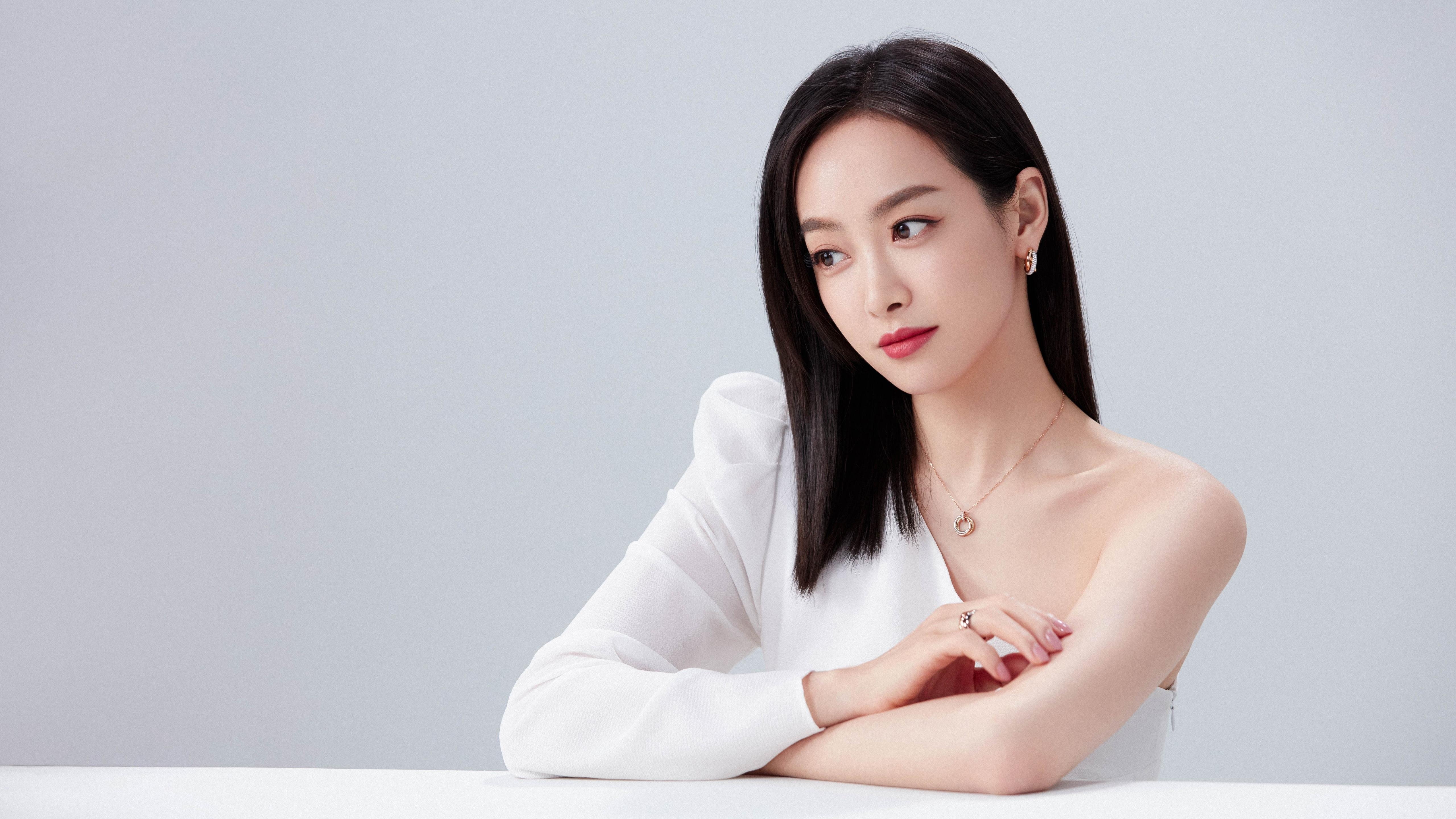 青少年登山挑战赛,攀越高峰的勇气,青少年探险攀爬乐园