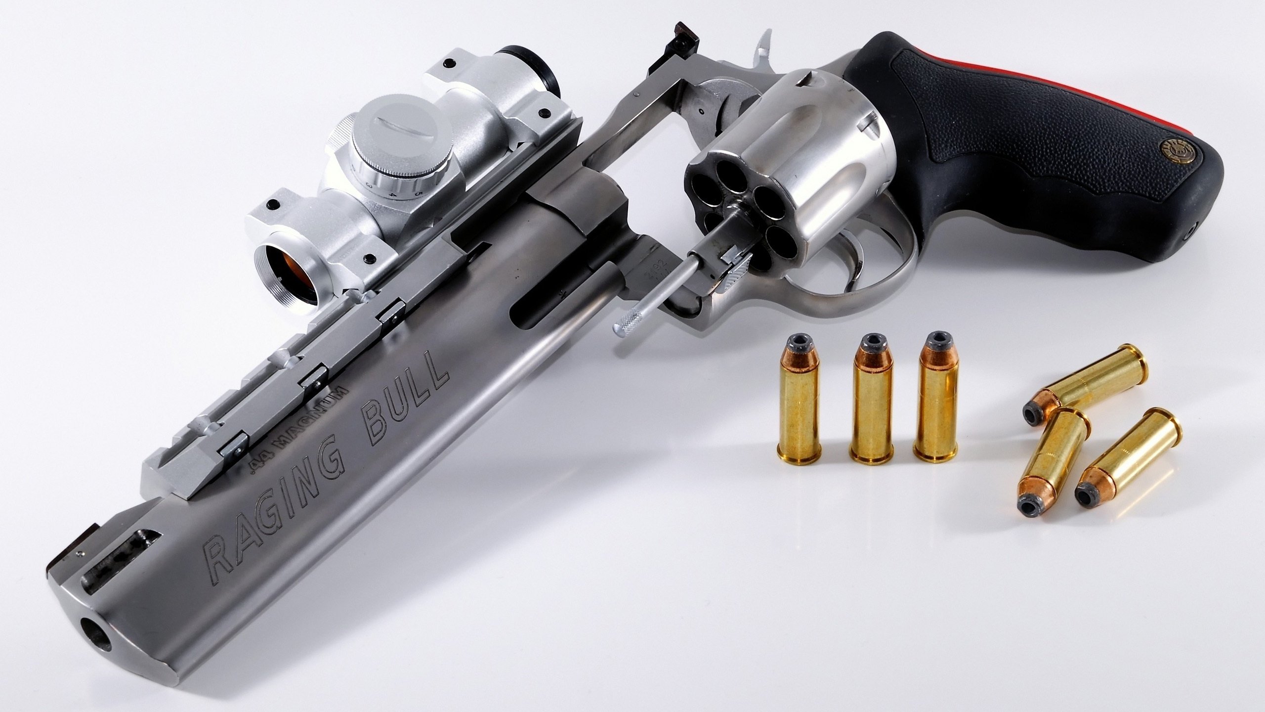 乐鱼电竞在线平台-埃及国家德比的裁判选择引发讨论，德比的意义